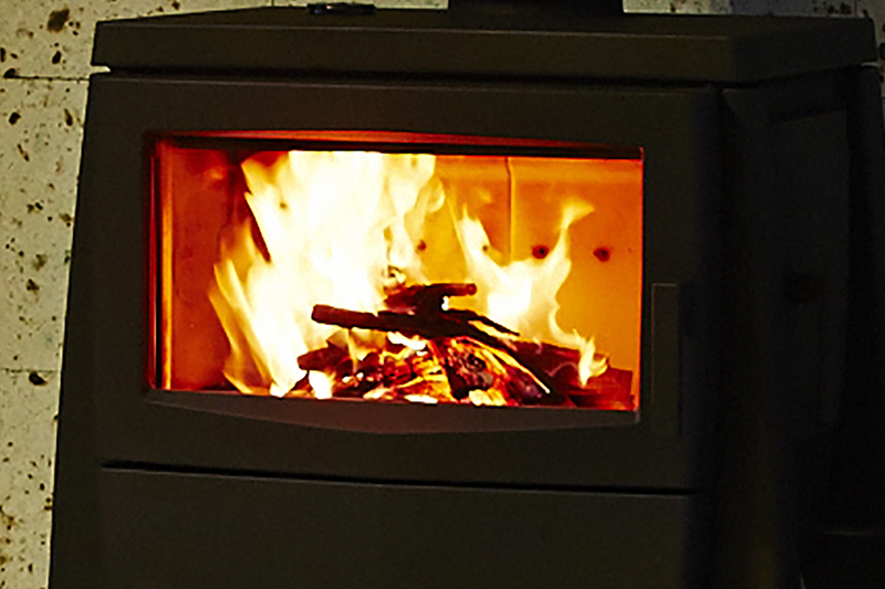 薪の炎には癒し効果が