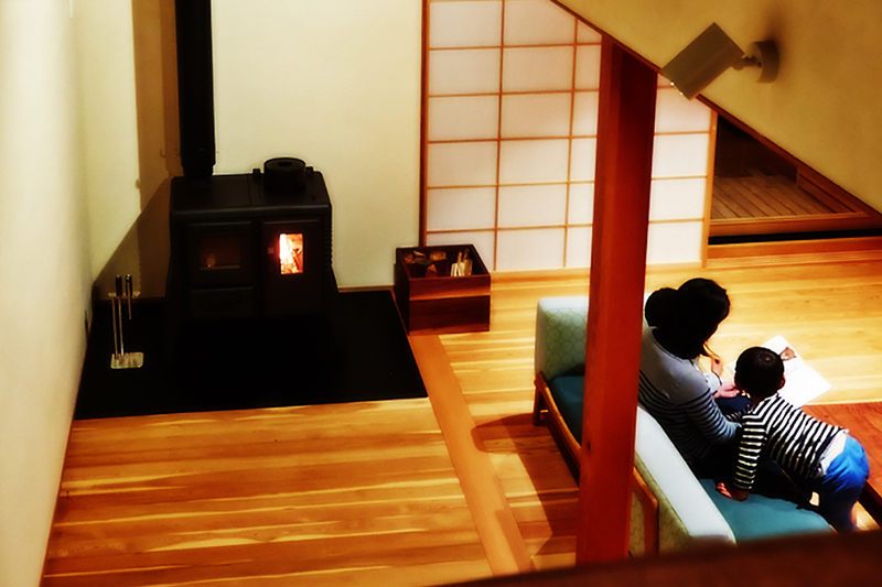 薪ストーブはとっても暖かい